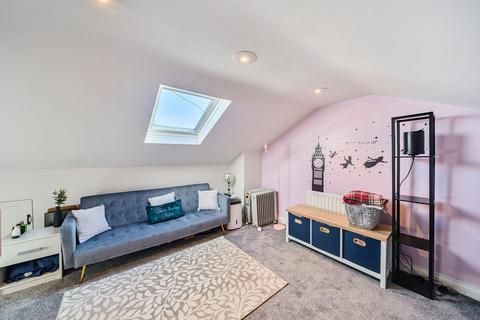 undefined, Naunton Parade, Gloucestershire GL53