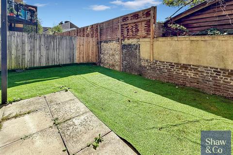undefined, Hanworth Road, Hounslow TW3