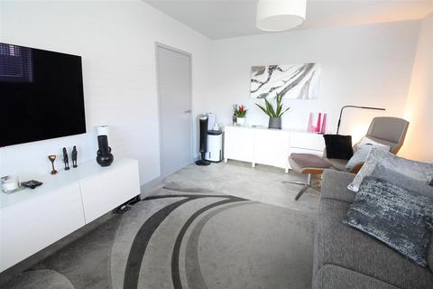 3 bedroom bungalow for sale, Love Lane, Cowes PO31