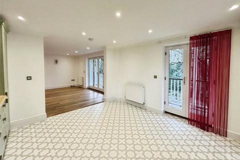 2 bedroom flat for sale, Sandhurst Road, Kent TN2