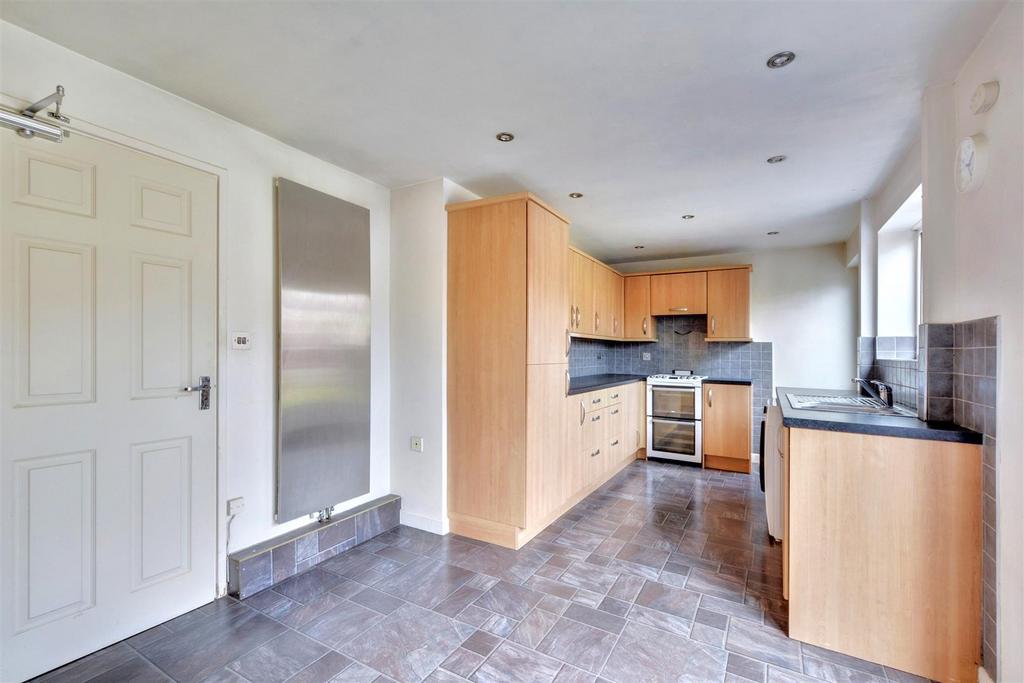 Kitchen 3.jpeg