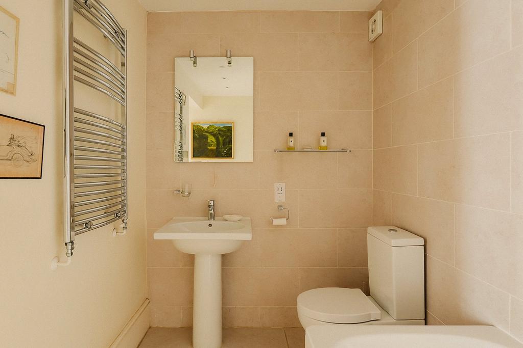 Ensuite