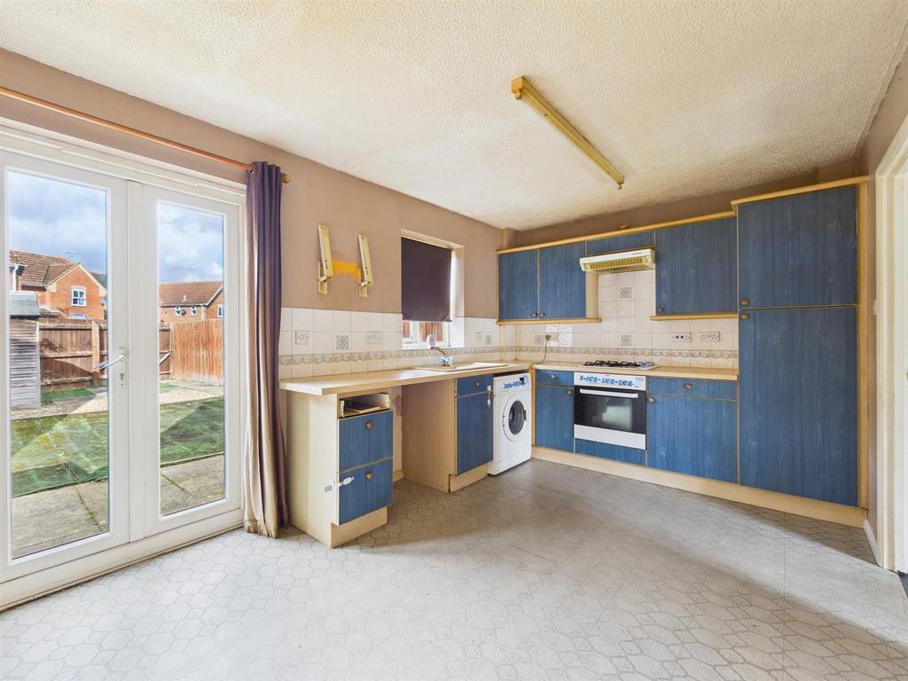 CAM01128 G0-PR0299-STILL005.jpg