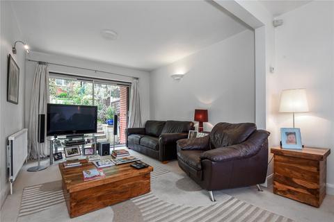 4 bedroom semi-detached house for sale, Vernon Drive, Stanmore