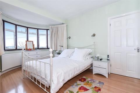 4 bedroom semi-detached house for sale, Vernon Drive, Stanmore