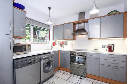 4 bedroom semi-detached house for sale, Vernon Drive, Stanmore