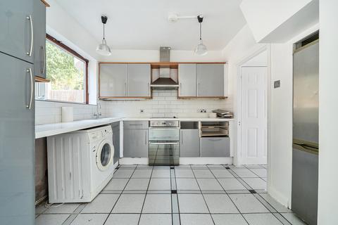 4 bedroom semi-detached house for sale, Vernon Drive, Stanmore