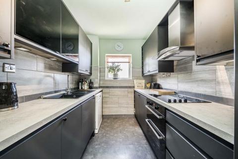 1 bedroom flat for sale, Old Bellgate Place, London E14