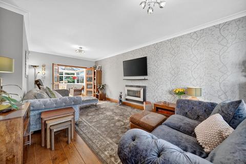 undefined, Roxholme Avenue, Leeds LS7