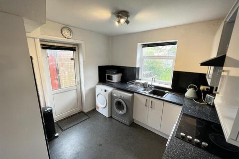 40 Shakespeare Road, Neston, CH64 9TQ