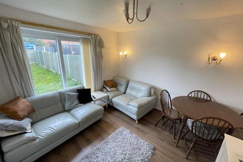 40 Shakespeare Road, Neston, CH64 9TQ