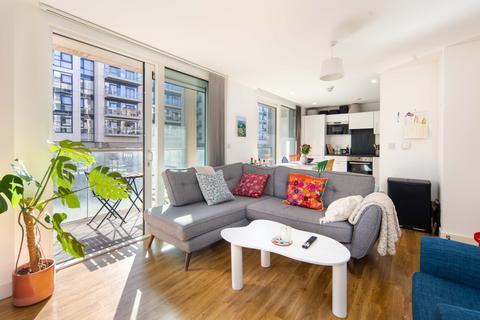 2 bedroom flat for sale, Roseberry Place, London, E8