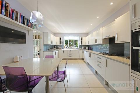 5 bedroom detached house for sale, Haslemere Avenue, Hendon, NW4