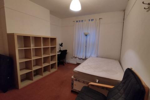 5 bedroom end of terrace house for sale, Swansea SA1