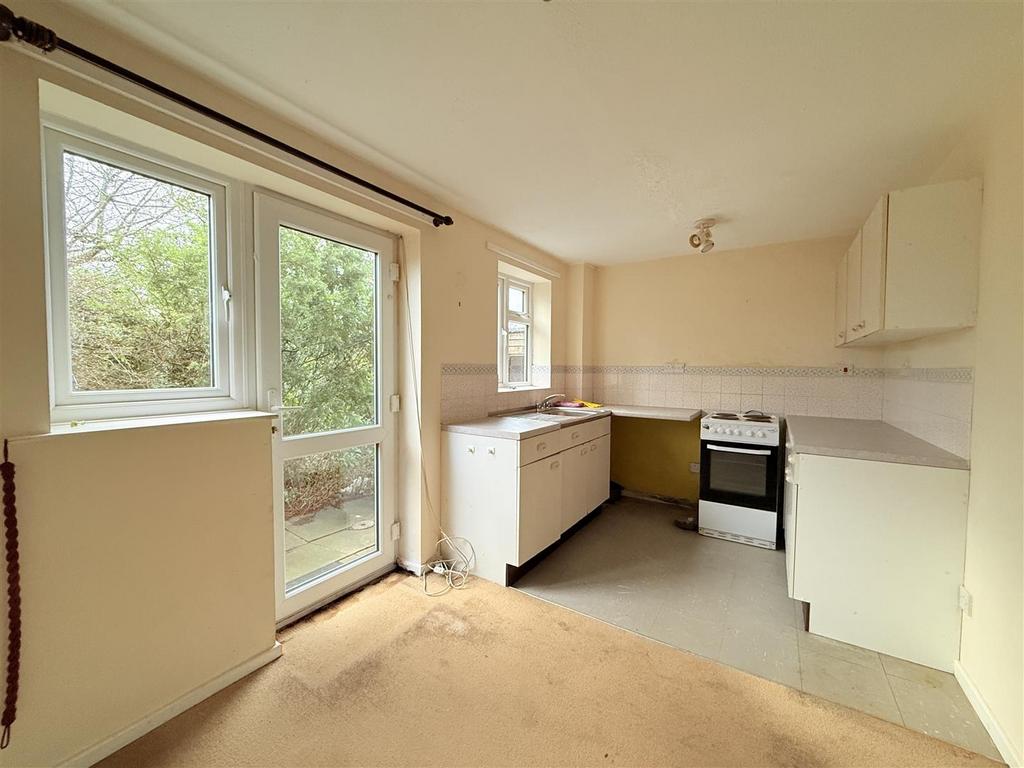 Dining kitchen