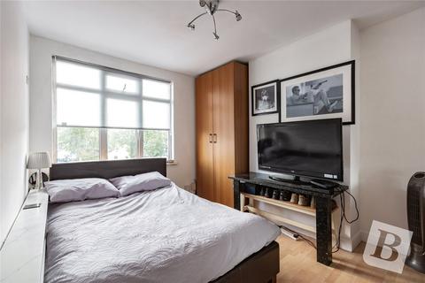 24 Upper Rainham Road, Hornchurch, RM12 4BZ