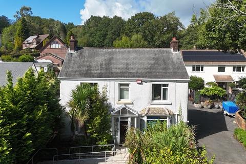 4 bedroom detached house for sale, Main Road, Cilfrew, Neath, Neath Port Talbot.