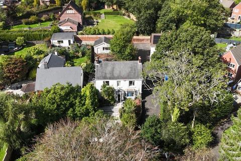 4 bedroom detached house for sale, Main Road, Cilfrew, Neath, Neath Port Talbot.