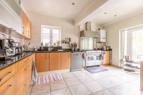 undefined, Love Lane, Iver SL0