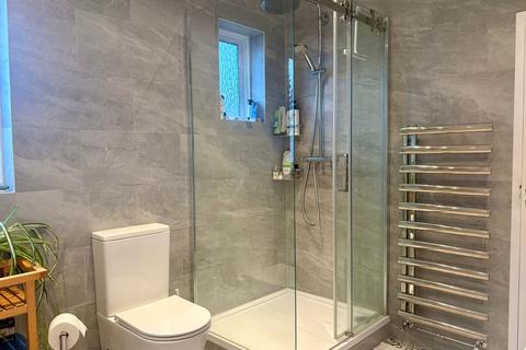 undefined, Love Lane, Iver SL0