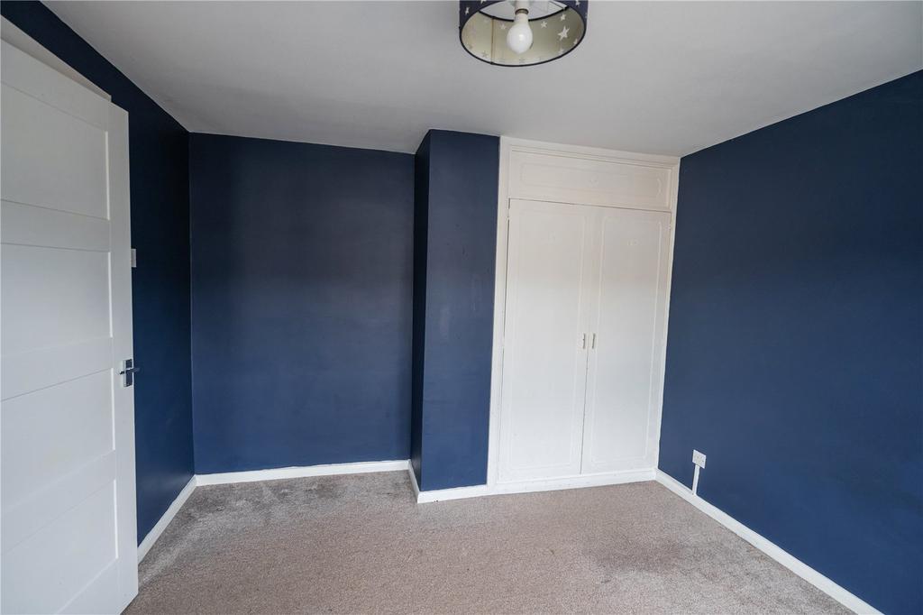 Bedroom 2 (2)