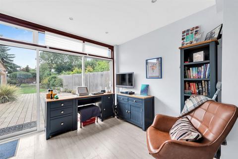 16 Sidewood Road, London, SE9 2HA