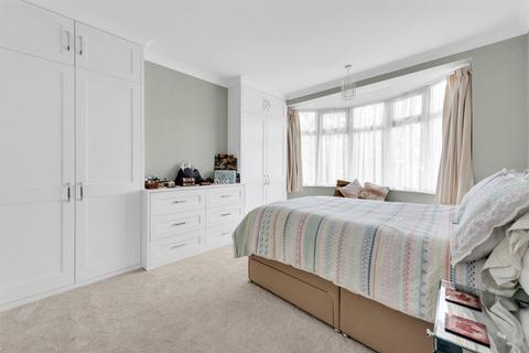 16 Sidewood Road, London, SE9 2HA