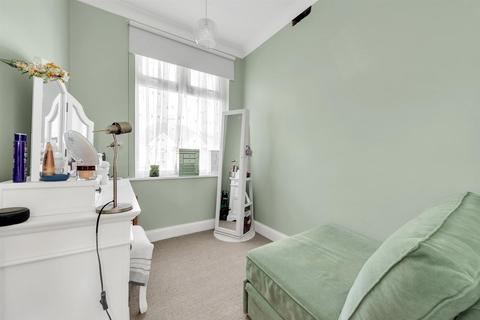 16 Sidewood Road, London, SE9 2HA