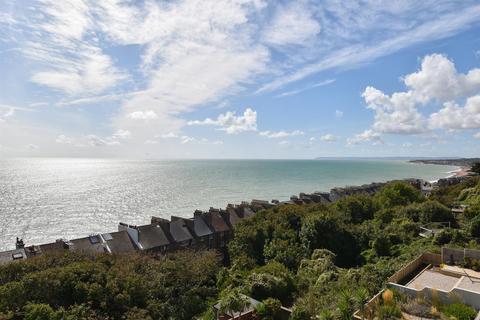 2 bedroom flat for sale, West Hill Road, St. Leonards-On-Sea