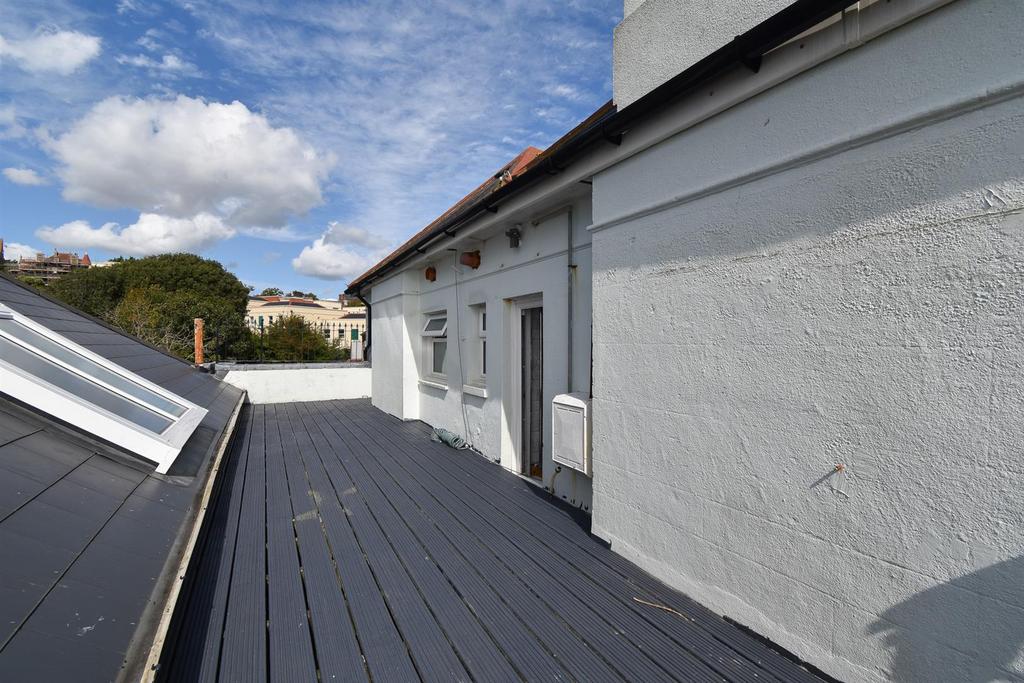 Roof terrace