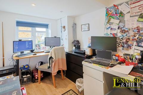 11 Bodell Close, Grays, RM16 2TB