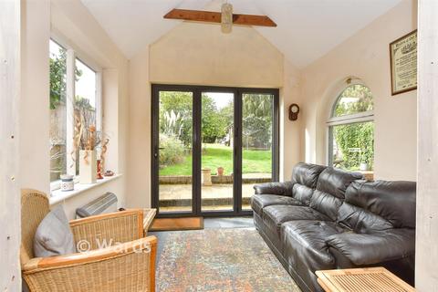 undefined, Lower Road, Faversham, Kent