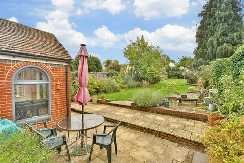 undefined, Lower Road, Faversham, Kent