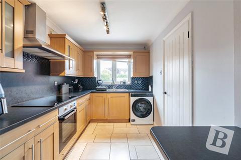 3 Campbell Close, Wickford, SS12 9HL