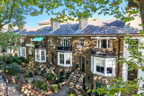Cambridge Court, Cambridge Road, Southend-on-Sea, Essex, SS1