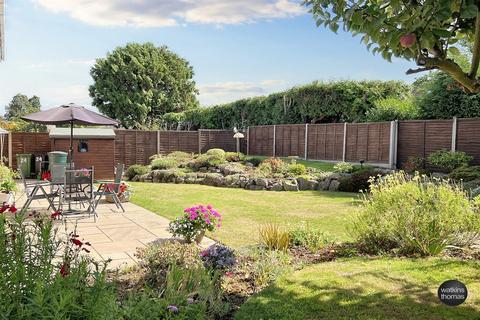 4 bedroom detached house for sale, Loder Drive, Aylestone Hill, Hereford, HR1