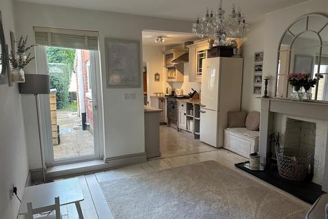 2 bedroom house for sale, Old Winton Road, Andover