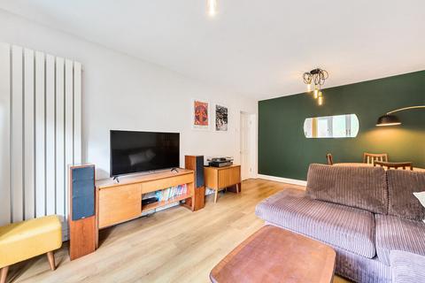 2 bedroom flat for sale, Homestall Road, London, SE22
