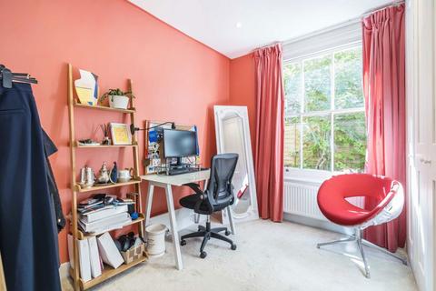 63 Stapleton Road, London, SW17 8AY