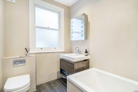 63 Stapleton Road, London, SW17 8AY