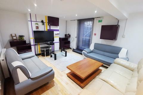 6 bedroom terraced house to rent, WOODHOUSE, LEEDS, WEST YORKSHIRE