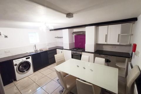 6 bedroom terraced house to rent, WOODHOUSE, LEEDS, WEST YORKSHIRE
