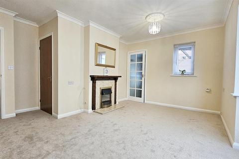 2 bedroom flat for sale, Albion Street, Oadby