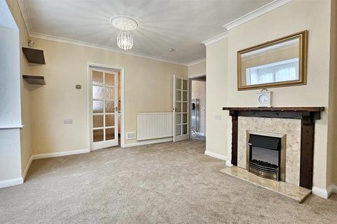2 bedroom flat for sale, Albion Street, Oadby