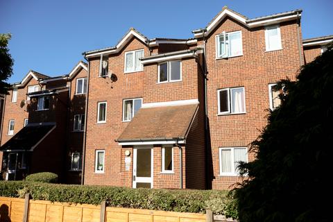 Linnet Close, London N9