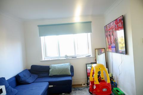 undefined, Linnet Close, London N9