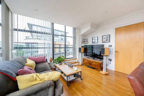 2 bedroom flat for sale, Ferry Quays, Brentford, TW8
