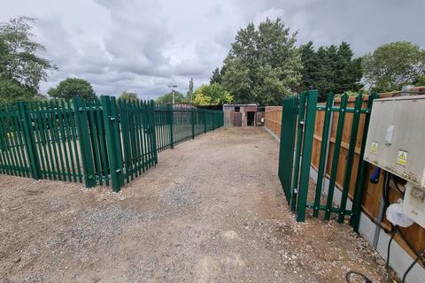 Land to rent - Sandon