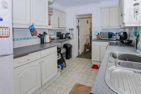 undefined, Queen Street, Littlehampton BN17