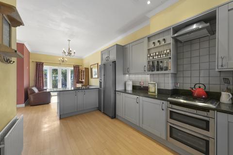 undefined, Kingston Road, Raynes Park SW20